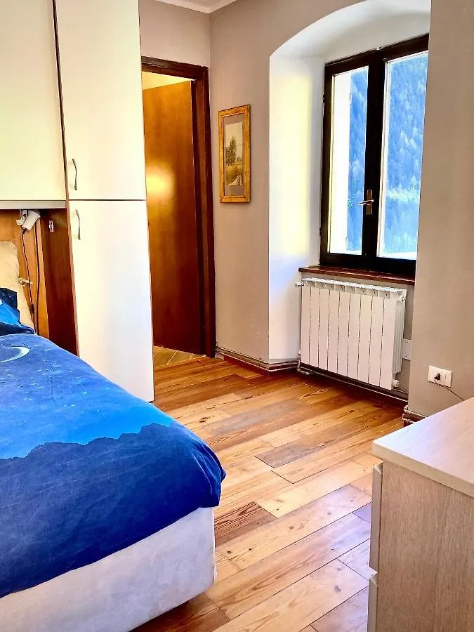 Casa Paradiso Vione 0*,